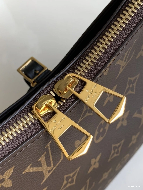 WIS LOUIS ODÉON VUITTON PM 0711